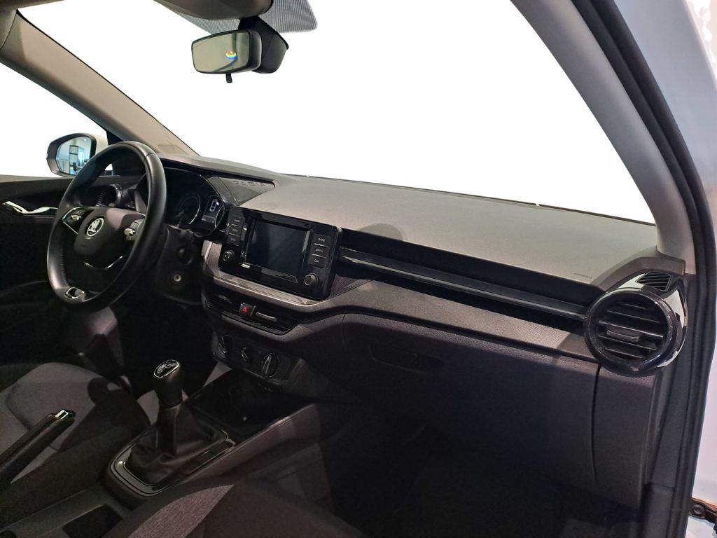 Skoda Fabia 1.0 TSI Active 70 kW (95 CV) - 9