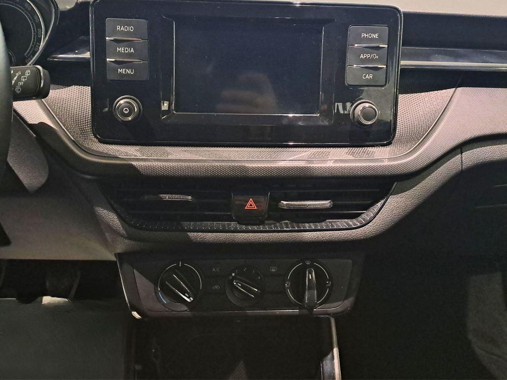 Skoda Fabia 1.0 TSI Active 70 kW (95 CV) - 11