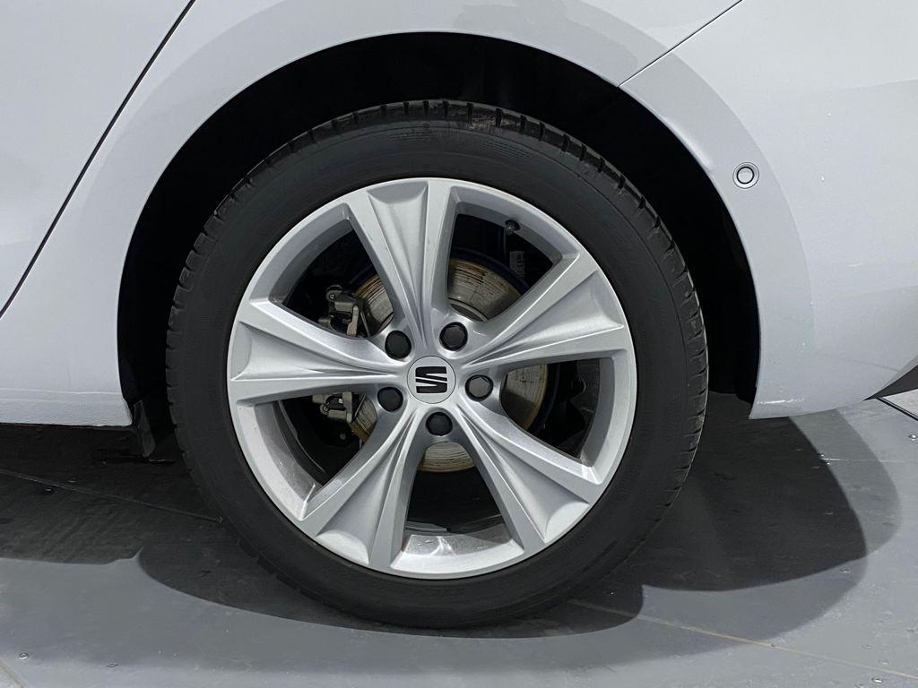 SEAT León 1.5 TSI e-Hybrid FR XM DSG 150 kW (204 CV) - 7