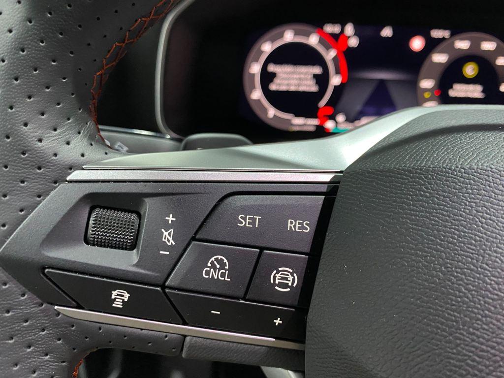 SEAT León 1.5 TSI e-Hybrid FR XM DSG 150 kW (204 CV) - 12