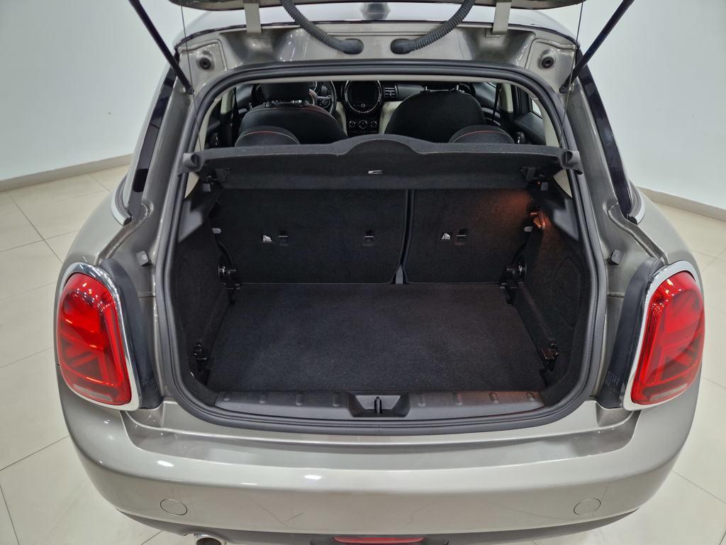 MINI MINI 5 Puertas Cooper 100 kW (136 CV) - 6