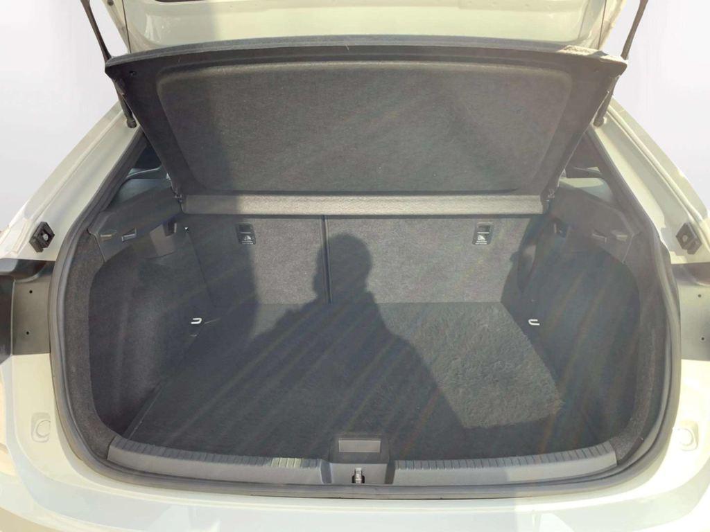 Volkswagen Taigo R-Line 1.0 TSI 81 kW (110 CV) DSG - 6