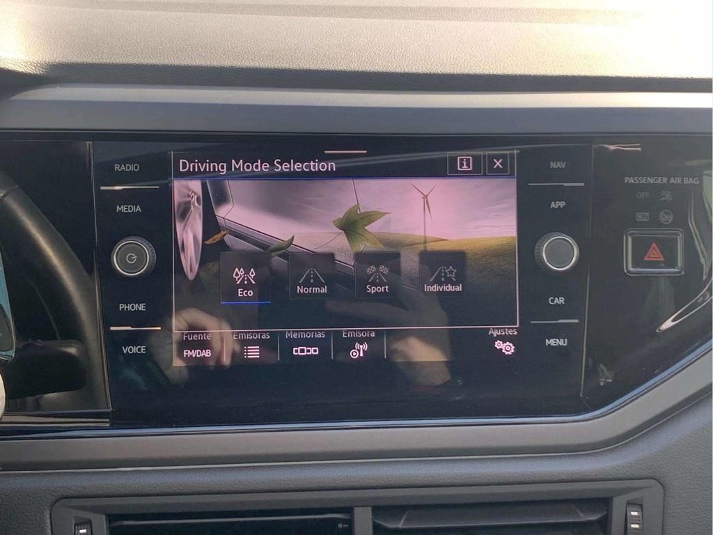 Volkswagen Taigo R-Line 1.0 TSI 81 kW (110 CV) DSG - 11