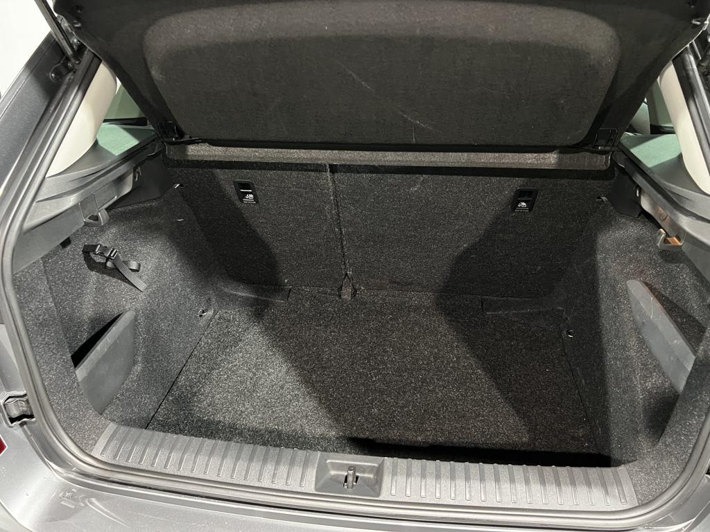 Skoda Kamiq 1.0 TSI Selection 85 kW (115 CV) - 6