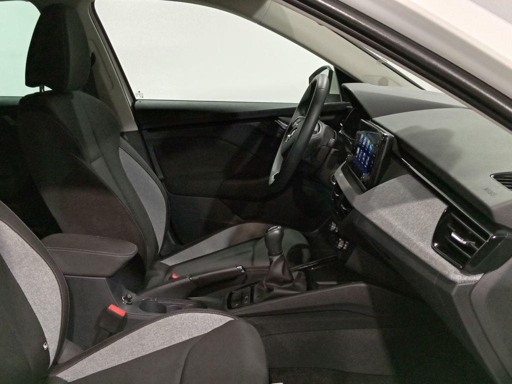 Skoda Kamiq 1.0 TSI Selection 85 kW (115 CV) - 4