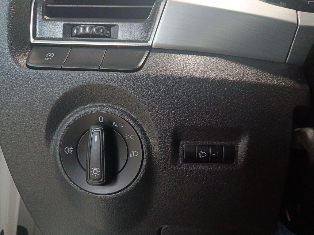 Skoda Fabia 1.0 MPI Ambition 44 kW (60 CV) - 9