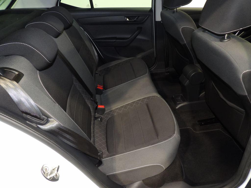 Skoda Fabia 1.0 TSI Like 81 kW (110 CV) - 5