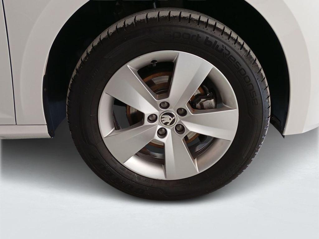 Skoda Kamiq 1.0 TSI Active 70 kW (95 CV) - 7