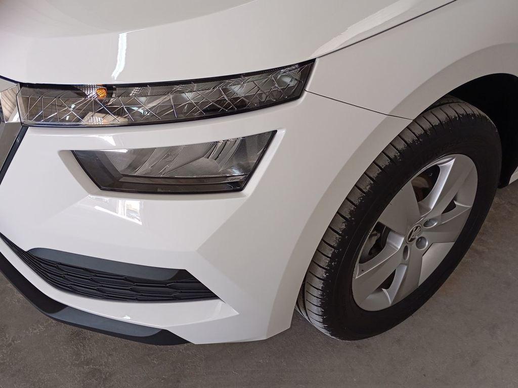 Skoda Kamiq 1.0 TSI Active 70 kW (95 CV) - 8