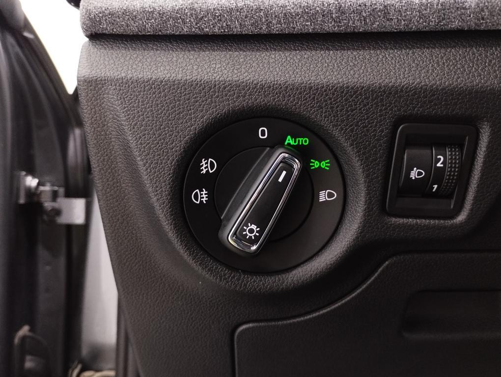 Skoda Kamiq 1.0 TSI Selection 85 kW (115 CV) - 18