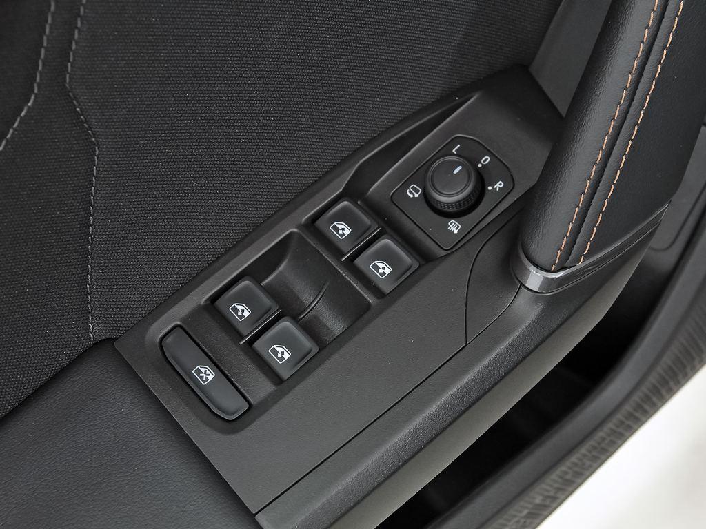 CUPRA Leon Sportstourer 1.5 eTSI DSG 110 kW (150 CV) - 9