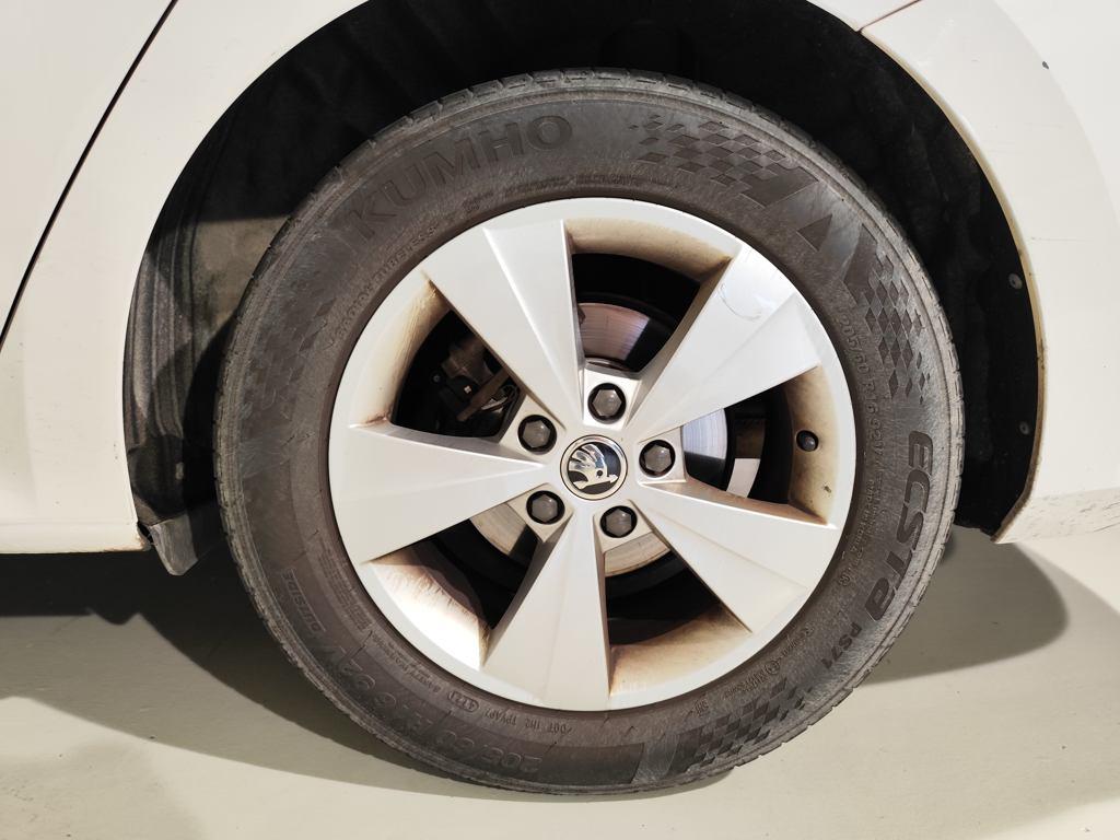 Skoda Octavia Combi 1.5 TSI MHEV Ambition DSG 110 kW (150 CV) - 7