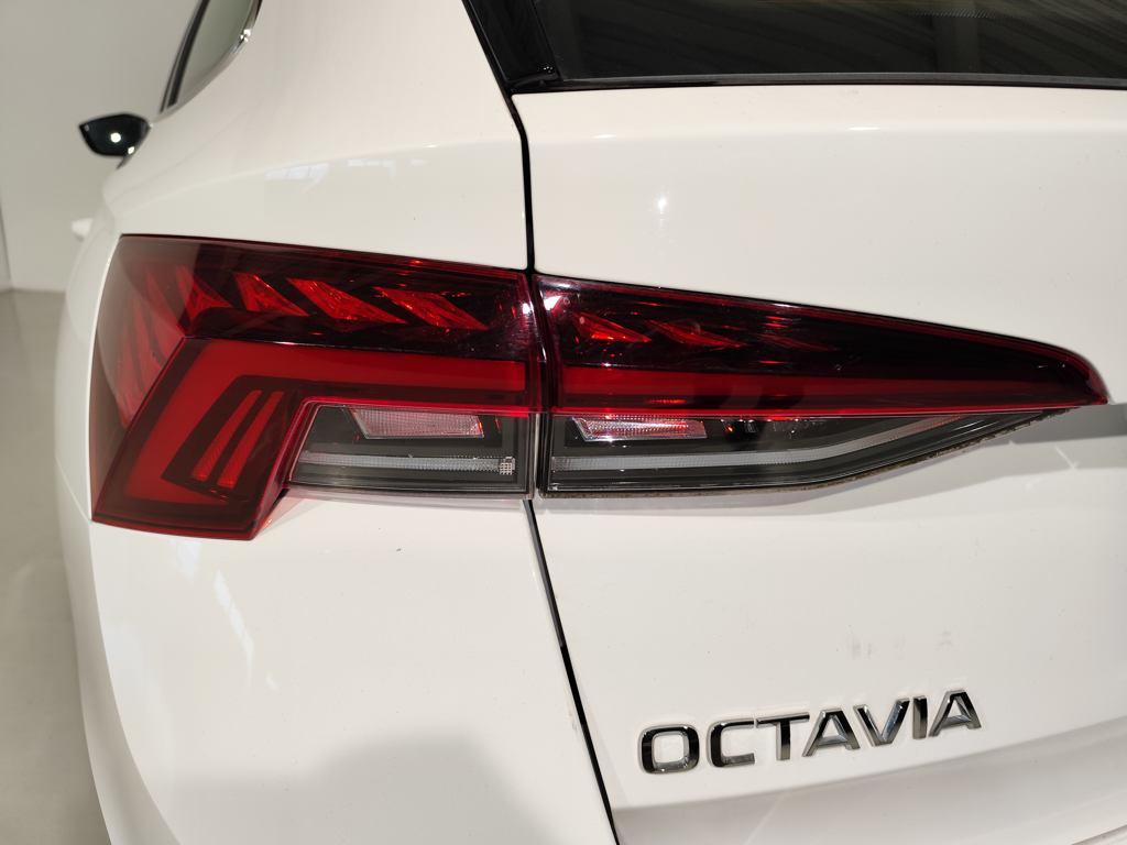Skoda Octavia Combi 1.5 TSI MHEV Ambition DSG 110 kW (150 CV) - 8