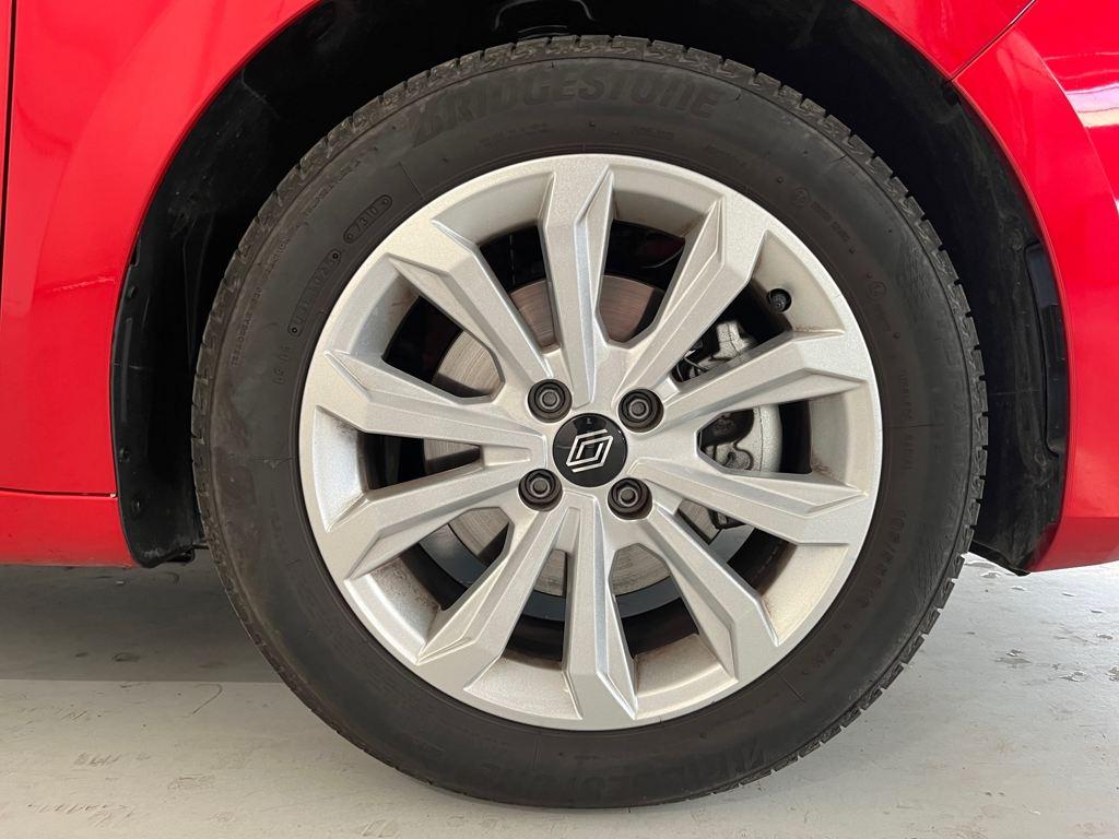 Renault Clio Evolution dCi 74 kW (100 CV) - 7