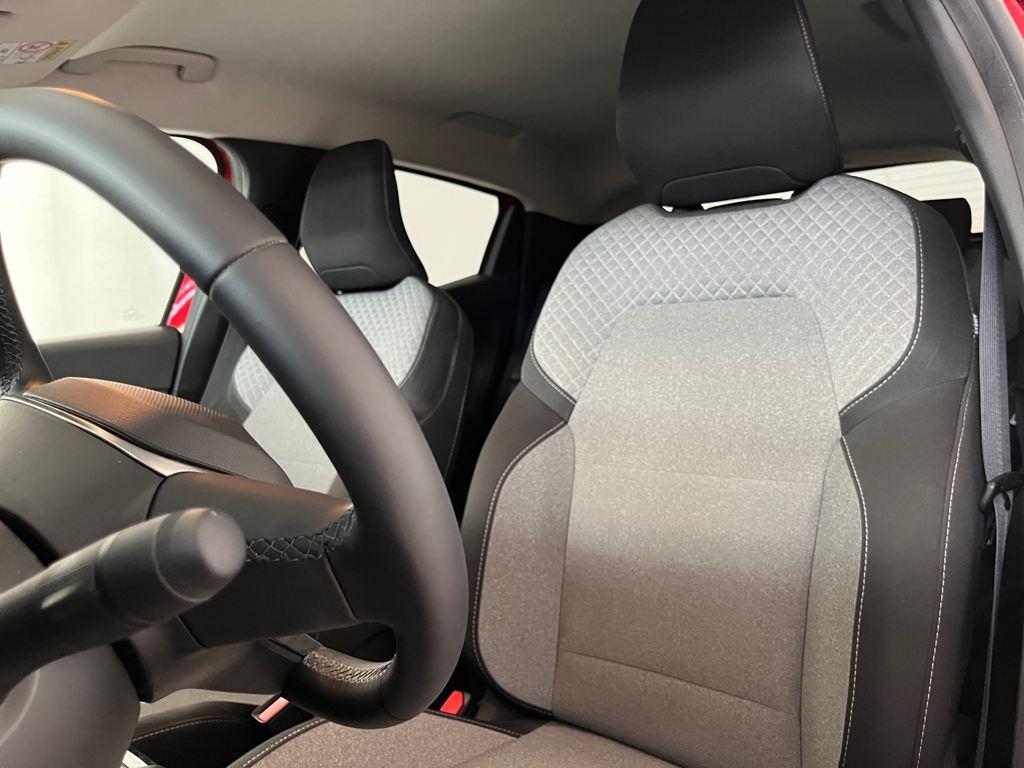 Renault Clio Evolution dCi 74 kW (100 CV) - 11