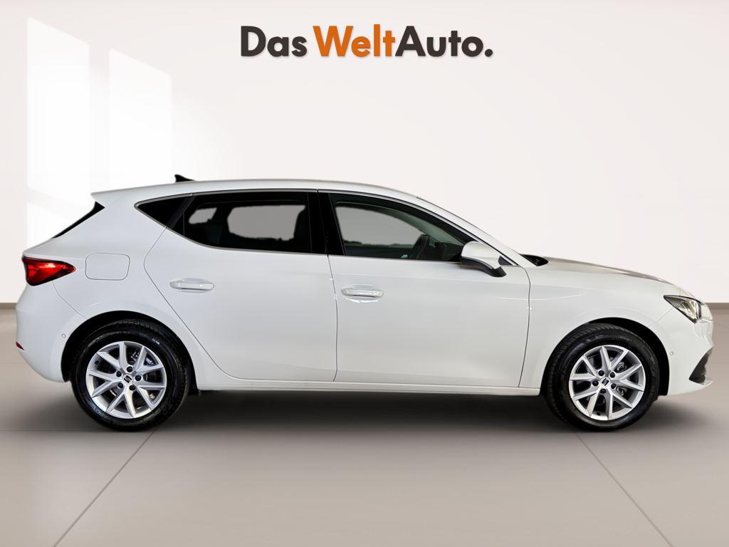 SEAT León 1.5 eTSI Style 25 Aniversario DSG 85 kW (116 CV) - 2