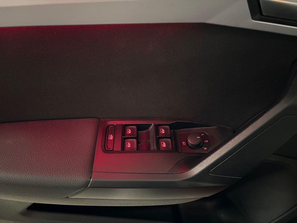 SEAT Arona 1.0 TSI FR Special Edition 85 kW (115 CV) - 15