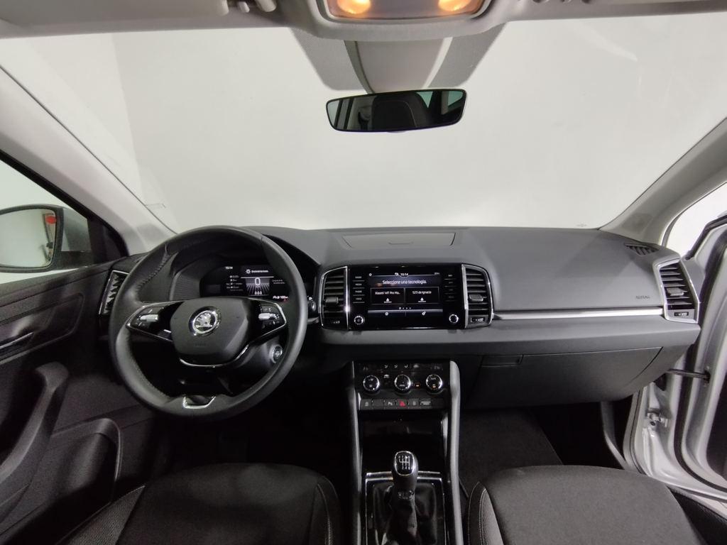 Skoda Karoq 1.0 TSI Selection 81 kW (110 CV) - 3