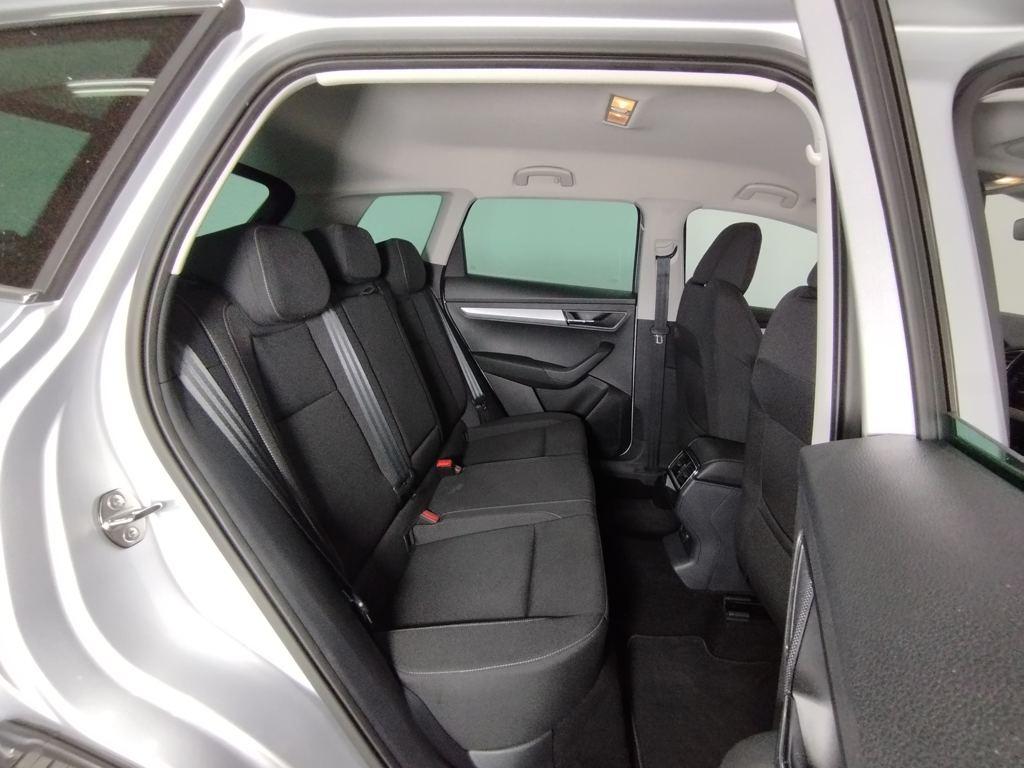 Skoda Karoq 1.0 TSI Selection 81 kW (110 CV) - 5