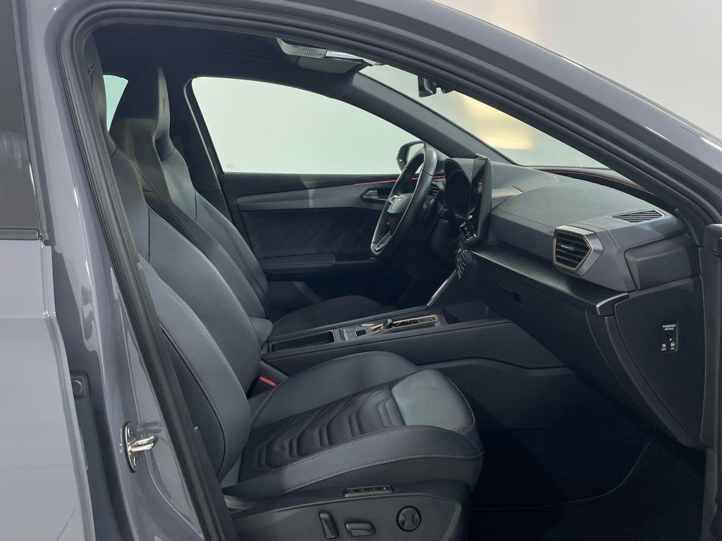 CUPRA Leon Sportstourer 1.5 TSI e-Hybrid VZ DSG 200 kW (272 CV) - 4