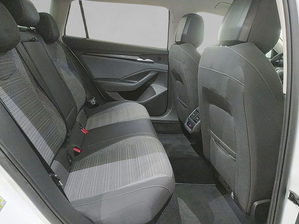 Skoda Superb Combi 2.0 TDI Selection DSG 110 kW (150 CV) - 5