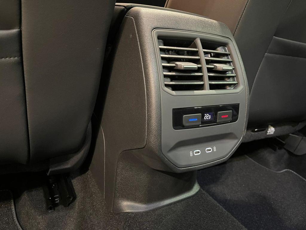 SEAT León 1.5 eTSI S&S FR Go L DSG 110 kW (150 CV) - 18