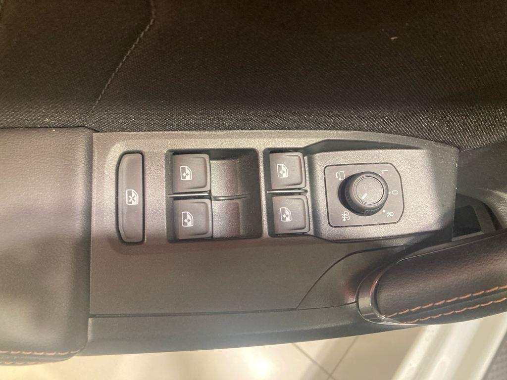 CUPRA Leon Sportstourer 1.5 eTSI DSG 110 kW (150 CV) - 10