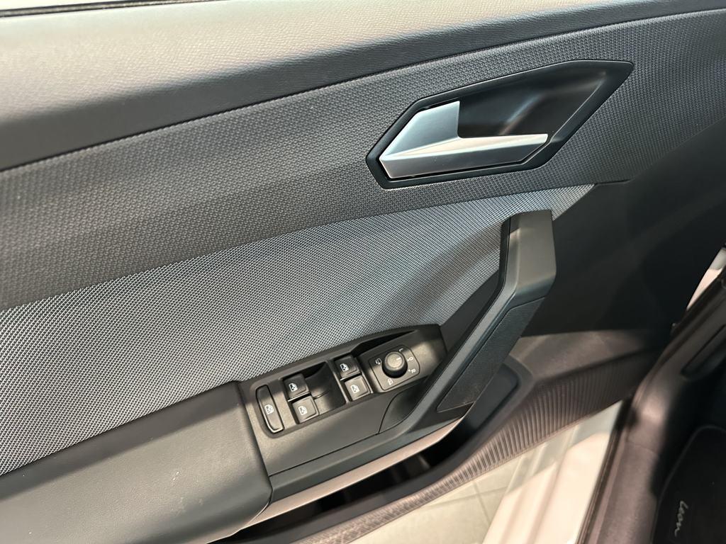 SEAT León 1.5 eTSI S&S Style Special Edition Vision DSG 110 kW (150 CV) - 9