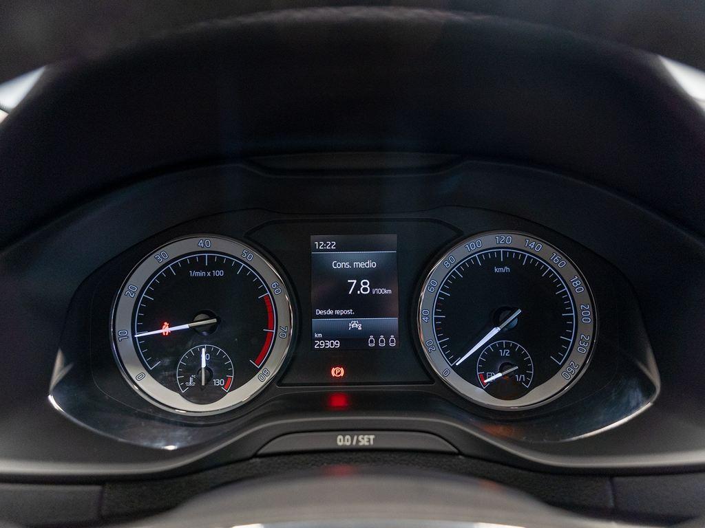 Skoda Karoq 1.0 TSI Ambition 81 kW (110 CV) - 9