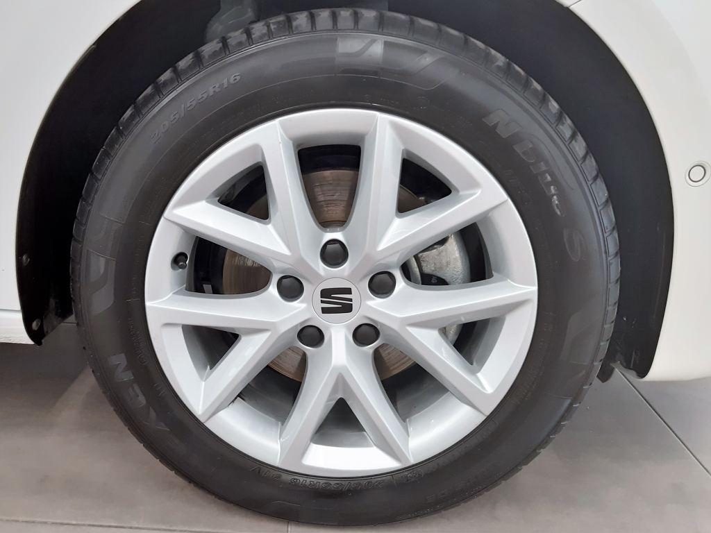 SEAT León 1.5 TSI S&S Style 25 Aniversario 85 kW (116 CV) - 7