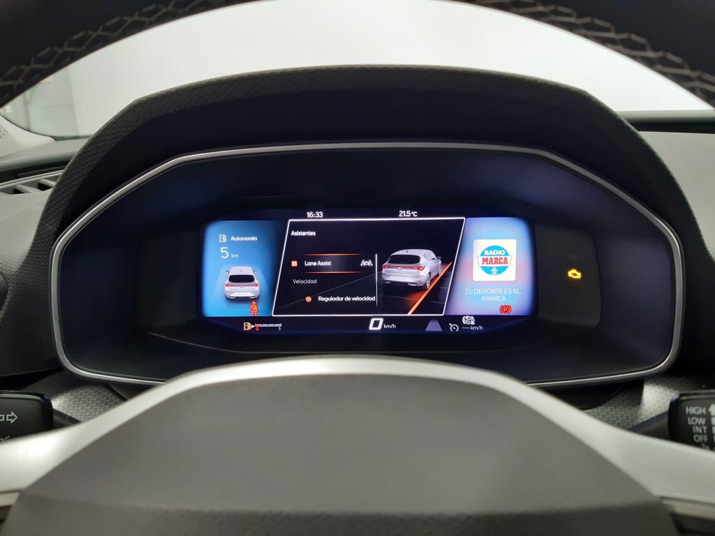 SEAT León 1.5 TSI S&S Style 25 Aniversario 85 kW (116 CV) - 11