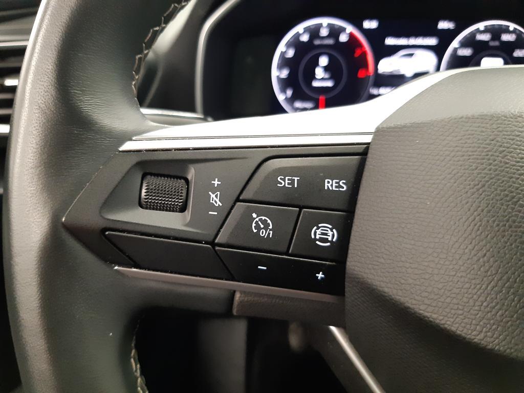SEAT León 1.5 TSI S&S Style 25 Aniversario 85 kW (116 CV) - 12