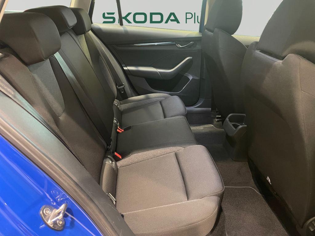 Skoda Octavia Combi 2.0 TDI Active 85 kW (115 CV) - 5