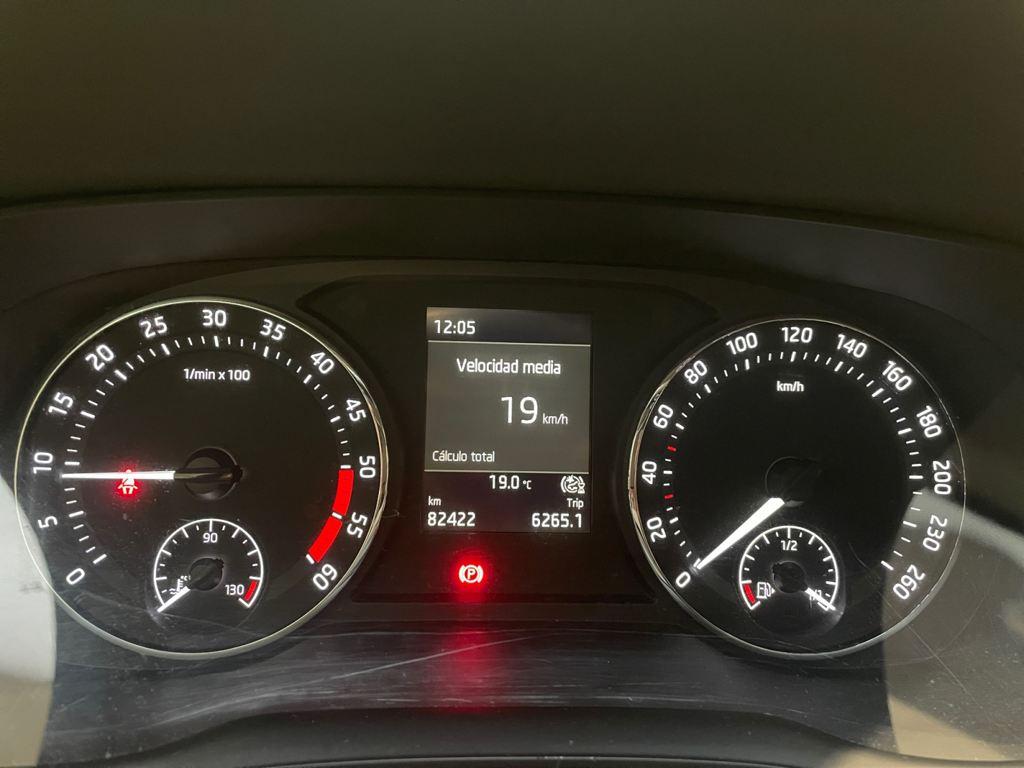 Skoda Octavia Combi 2.0 TDI Active 85 kW (115 CV) - 8