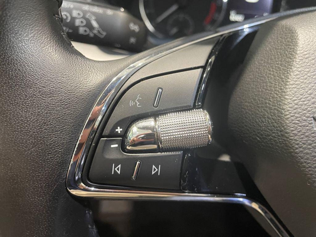 Skoda Octavia Combi 2.0 TDI Active 85 kW (115 CV) - 11