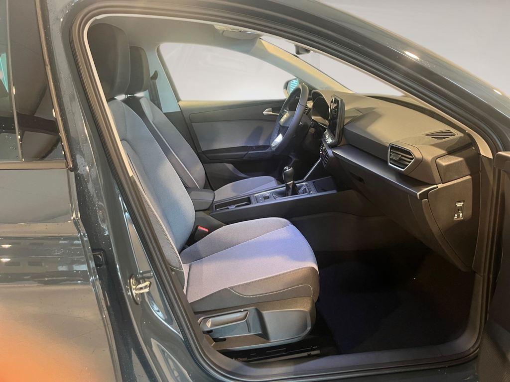 SEAT León 1.5 TSI S&S Style 25 Aniversario 85 kW (116 CV) - 4