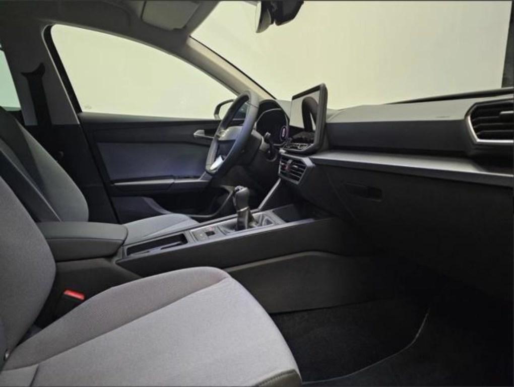 SEAT León 1.5 TSI S&S Style 25 Aniversario 85 kW (116 CV) - 4