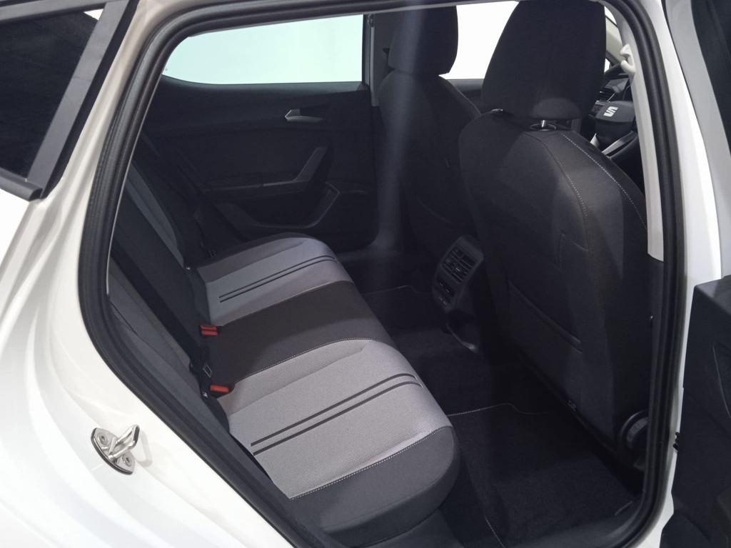 SEAT León 1.5 eTSI Style 25 Aniversario DSG 85 kW (116 CV) - 5