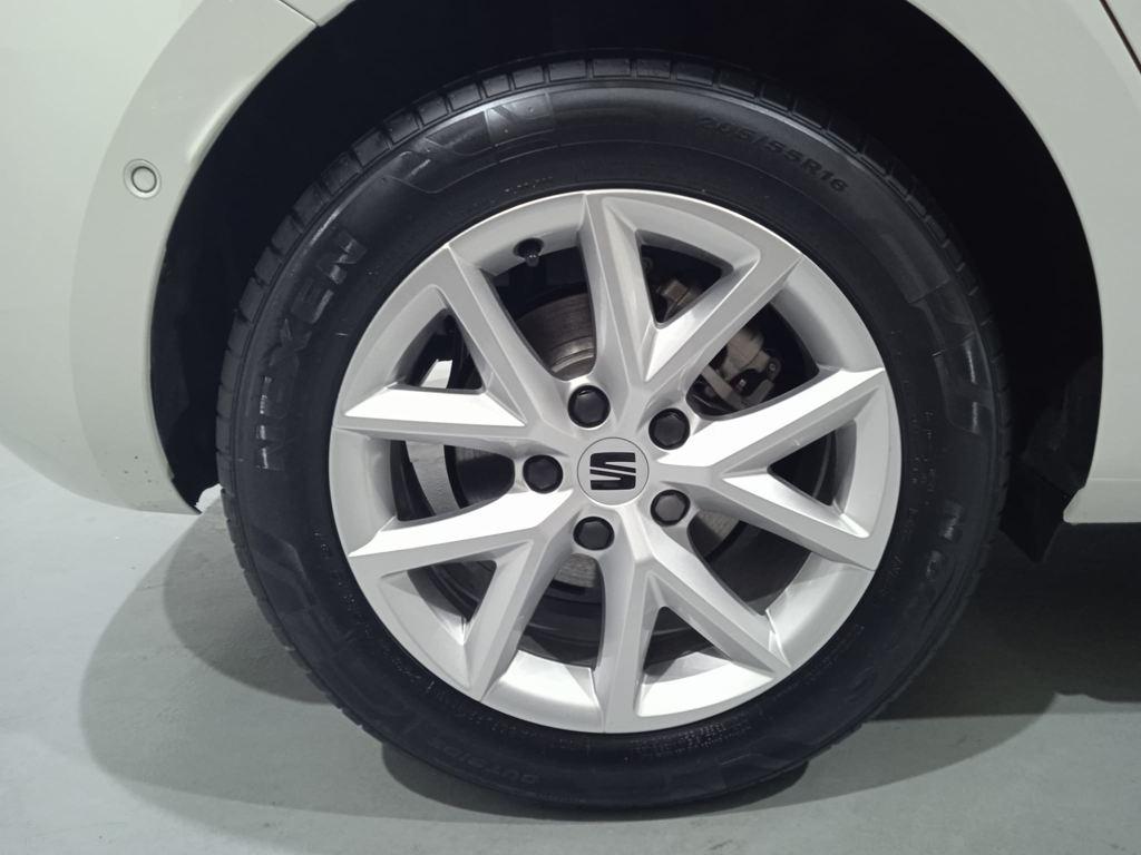 SEAT León 1.5 eTSI Style 25 Aniversario DSG 85 kW (116 CV) - 7