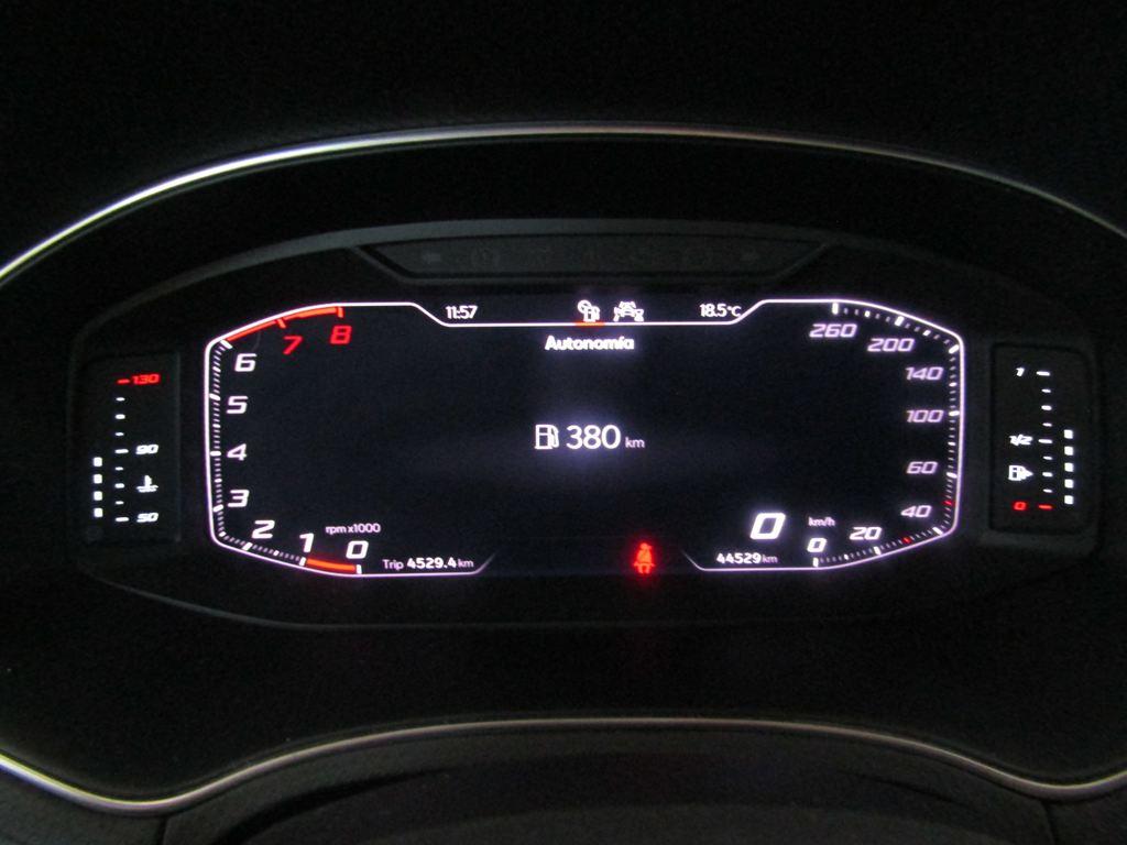 SEAT Arona 1.0 TSI S&S Xperience XS 81 kW (110 CV) - 10