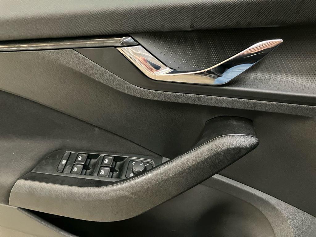 Skoda Scala 1.0 TSI Selection 85 kW (115 CV) - 10