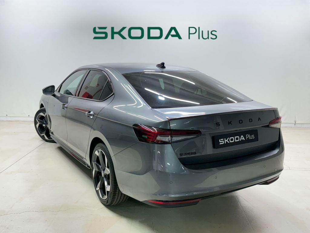Skoda Superb 1.5 TSI m-HEV Sportline DSG 110 kW (150 CV) - 1