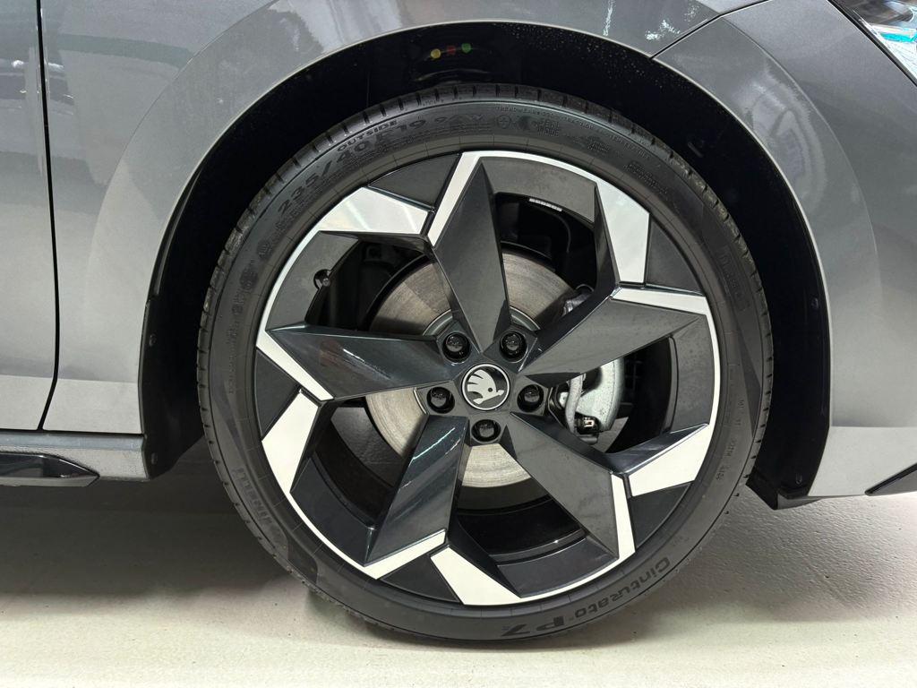 Skoda Superb 1.5 TSI m-HEV Sportline DSG 110 kW (150 CV) - 7