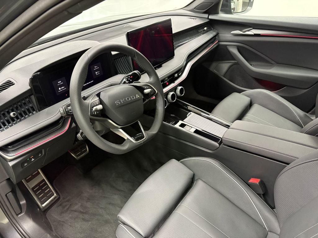 Skoda Superb 1.5 TSI m-HEV Sportline DSG 110 kW (150 CV) - 8