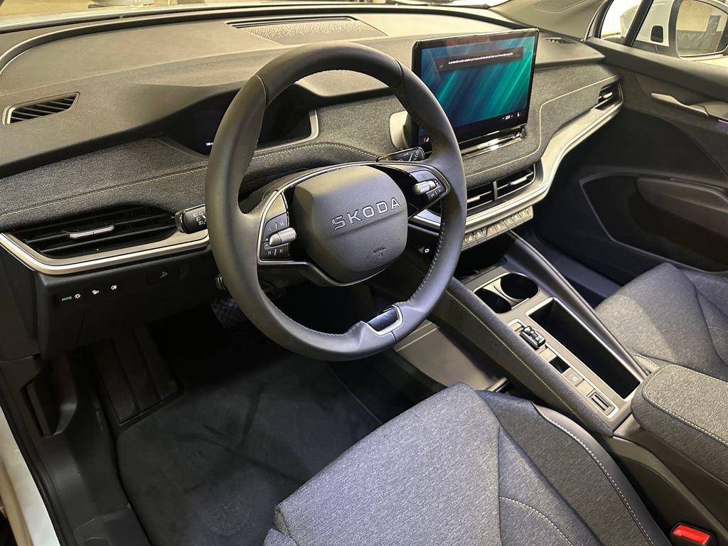 Skoda Elroq 60 63 kWh 150 kW (204 CV) - 10