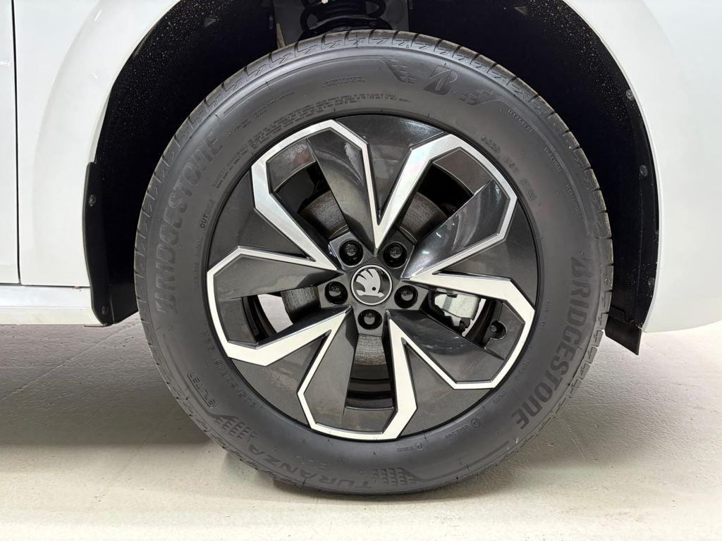 Skoda Kamiq 1.0 TSI Selection DSG 85 kW (115 CV) - 7