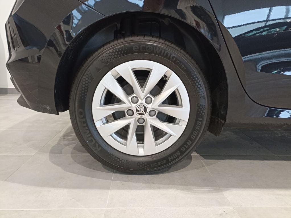 Skoda Fabia 1.0 TSI Selection 70 kW (95 CV) - 7