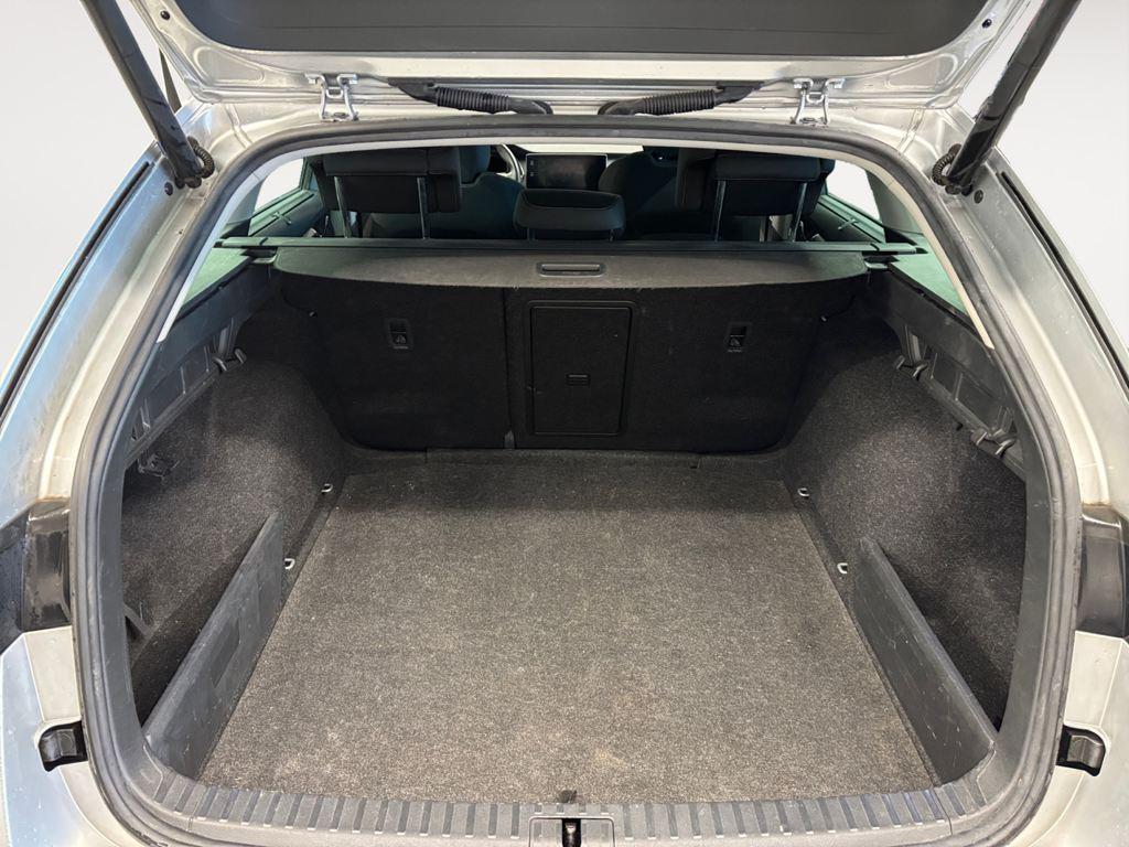 Skoda Octavia Combi 2.0 TDI Style DSG 110 kW (150 CV) - 6