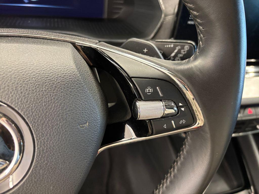 Skoda Octavia Combi 2.0 TDI Style DSG 110 kW (150 CV) - 9