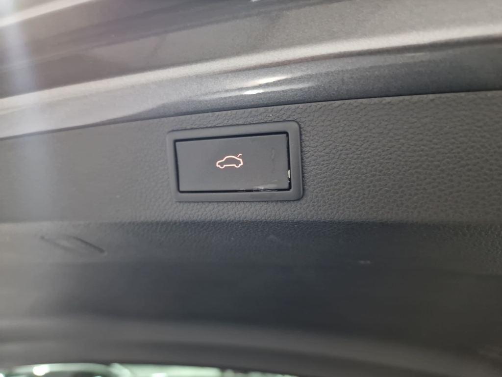 Skoda Karoq 2.0 TDI Sportline 85 kW (115 CV) - 17